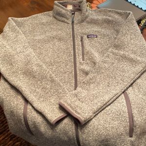 Gray speckled men’s Patagonia sweater jacket-new without tags